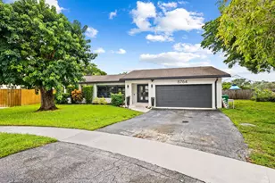 8764 SW 51st Ct, Cooper City, FL 33328 - Photo 5