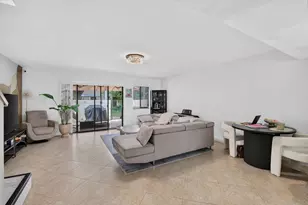 1330 NW 13th St, Boca Raton, FL 33486 - Photo 9