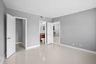 3250 NE 28th St, Fort Lauderdale, FL 33308 - Photo 19
