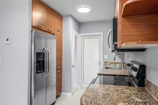 3250 NE 28th St, Fort Lauderdale, FL 33308 - Photo 3