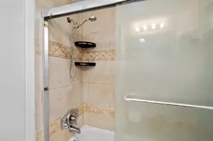 3250 NE 28th St, Fort Lauderdale, FL 33308 - Photo 13
