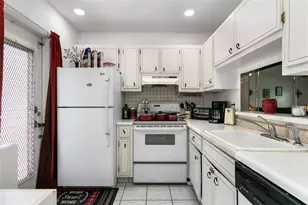 4411 NW 16th St, Lauderhill, FL 33313 - Photo 11