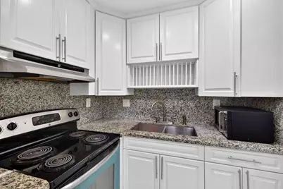 3040 NE 16th Avenue #110, Oakland Park, FL 33334 - Photo 13