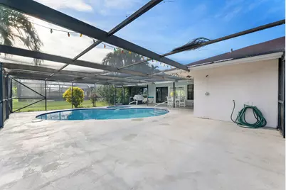 154 Santa Monica Avenue, Royal Palm Beach, FL 33411 - Photo 37
