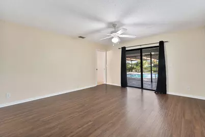 154 Santa Monica Avenue, Royal Palm Beach, FL 33411 - Photo 25