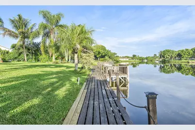 154 Santa Monica Avenue, Royal Palm Beach, FL 33411 - Photo 41