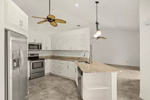 5835 W Dooley Cir, Port Saint Lucie, FL 34986 - Photo 13