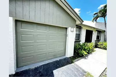904 NW 50th Court, Deerfield Beach, FL 33064 - Photo 3