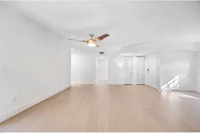 17276 Boca Club Boulevard #1801, Boca Raton, FL 33487 - Photo 11