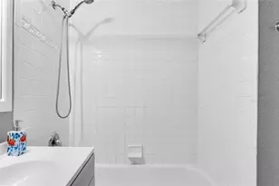 330 Avondale Dr, Pompano Beach, FL 33060 - Photo 23