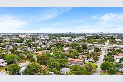 330 Avondale Drive, Pompano Beach, FL 33060 - Photo 5