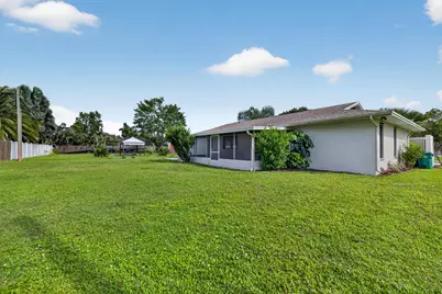 1425 SE Minorca Avenue, Port Saint Lucie, FL 34952 - Photo 35