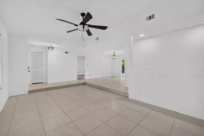 1425 SE Minorca Avenue, Port Saint Lucie, FL 34952 - Photo 7