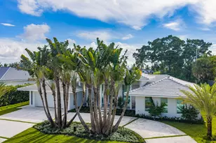 229 Golfview Dr, Tequesta, FL 33469 - Photo 1