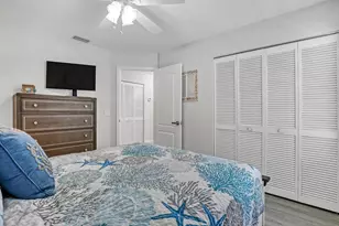 24 Admirals Ct, Palm Beach Gardens, FL 33418 - Photo 23