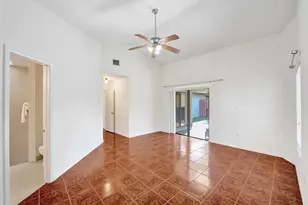 11330 SW 8th Pl, Pembroke Pines, FL 33025 - Photo 17