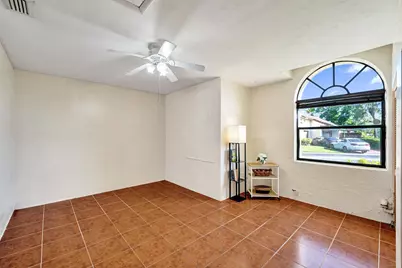 11330 SW 8th Place, Pembroke Pines, FL 33025 - Photo 11