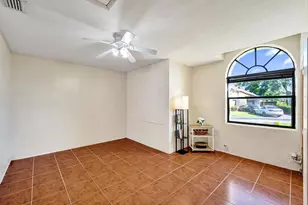 11330 SW 8th Pl, Pembroke Pines, FL 33025 - Photo 11