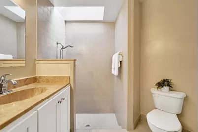 11330 SW 8th Place, Pembroke Pines, FL 33025 - Photo 19