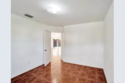 11330 SW 8th Place, Pembroke Pines, FL 33025 - Photo 25