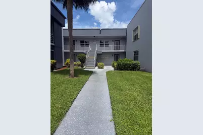 17 Burgundy A, Delray Beach, FL 33484 - Photo 11