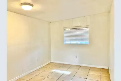 112 Newton Road, West Park, FL 33023 - Photo 5