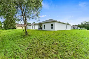 8115 104th Ave, Vero Beach, FL 32967 - Photo 39