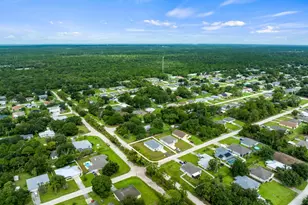 8115 104th Ave, Vero Beach, FL 32967 - Photo 5