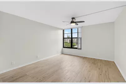 12 Royal Palm Way #501, Boca Raton, FL 33432 - Photo 23