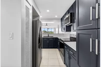 12 Royal Palm Way #501, Boca Raton, FL 33432 - Photo 11