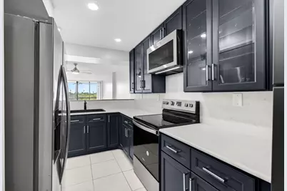 12 Royal Palm Way #501, Boca Raton, FL 33432 - Photo 7