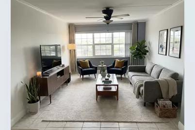 2555 NE 11th Street #303, Fort Lauderdale, FL 33304 - Photo 5