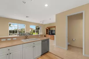 9954 E Villa Cir, Vero Beach, FL 32966 - Photo 11