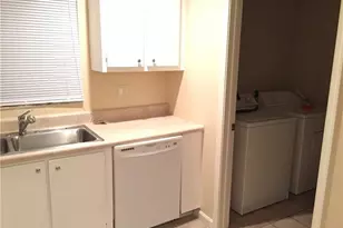1204 SW 74th Ave, North Lauderdale, FL 33068 - Photo 5