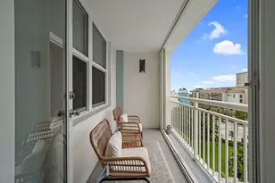 2104 S Cypress Bend Dr, Pompano Beach, FL 33069 - Photo 15