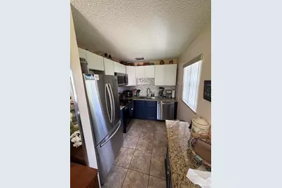 96 Spring Lake Drive #205, Vero Beach, FL 32962 - Photo 7