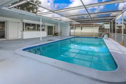 5017 Roosevelt Street, Hollywood, FL 33021 - Photo 5