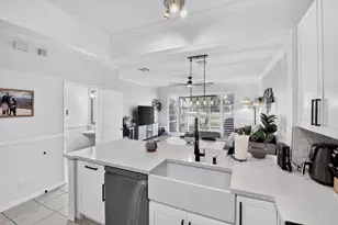 1074 Woodfield Rd, Lake Worth, FL 33415 - Photo 15