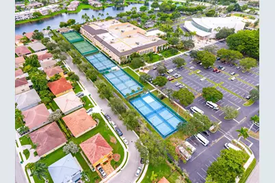 10634 W Clairmont Circle, Tamarac, FL 33321 - Photo 41