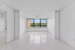 10634 W Clairmont Cir, Tamarac, FL 33321 - Photo 17