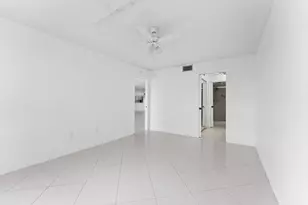 10634 W Clairmont Cir, Tamarac, FL 33321 - Photo 21