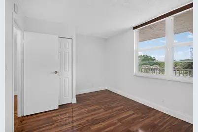 250 Jacaranda Drive #411, Plantation, FL 33324 - Photo 15