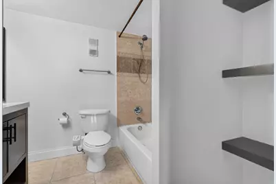 250 Jacaranda Drive #411, Plantation, FL 33324 - Photo 11