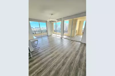 550 Okeechobee Boulevard #1402, West Palm Beach, FL 33401 - Photo 3