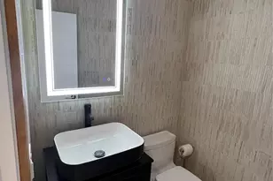 2250 NE 66th St, Fort Lauderdale, FL 33308 - Photo 9