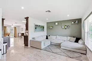 6101 Carthage Cir S, Lake Worth, FL 33463 - Photo 5