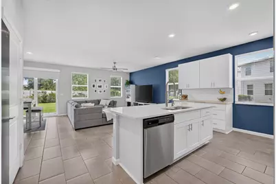 5600 Mentmore Drive, West Palm Beach, FL 33407 - Photo 11