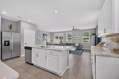 5600 Mentmore Drive, West Palm Beach, FL 33407 - Photo 13
