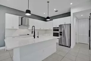 13025 Addilyn Ct, Davie, FL 33325 - Photo 17