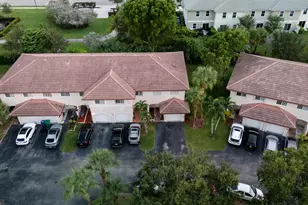 8956 NW 38th Dr, Coral Springs, FL 33065 - Photo 45